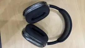 Jual AirPods Max Hitam Matte Mulus + Fullset & Bonus Adaptor Pesawat