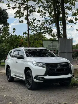 PAJERO DAKAR 2016 PUTIH