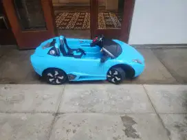 Mainan anak mobil aki