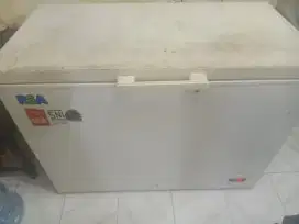 Frezer 310 liter..
