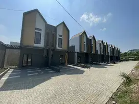Di jual Rumah redy stok di Cisauk Tangerang, BSD
