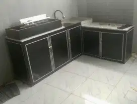 Kitchen set, tempat cuci piring dan lemari rak piring