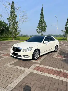 For sale mercy E300 AMG Line 2012 Low km rare colour