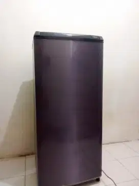 Kulkas 1 pintu Aqua
