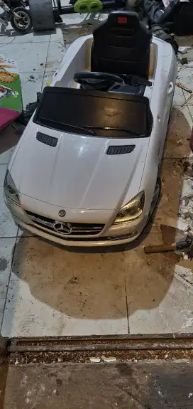 Mobilan aki anak