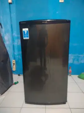 Standing Freezer AQUA 4 Rak+ 1 Laci