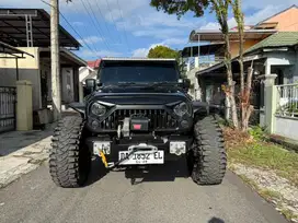 Jeep wrangler rubicon 2013 mesin 3,6 pantestar.variasi 500jtn..
