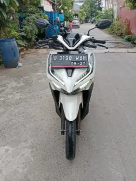 Dijual motor Honda Vario 125 cbs ISS 2022