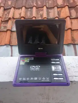 TV dan DVD portabel