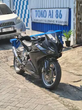cbr250rr black freedom tahun 2019