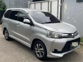 Toyota Avanza Veloz 1.5 AT