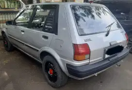 Starlet Kotak Tahun 1988