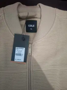 Jaket Merk Cole