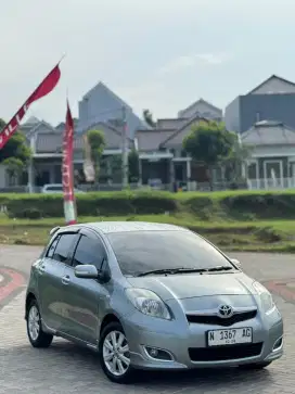 Yaris e matic 2010 original