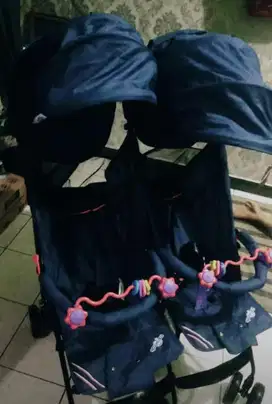 Jual stroler bayi kembar
