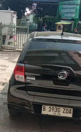 Over kredit mobil baru (jarang di pakai)