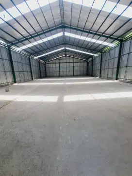 DISEWAKAN GUDANG MAINROAD KOPO JARANG ADA GERCEP