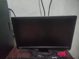 Monitor pc 15.8 inch