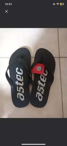 Sendal astec pria