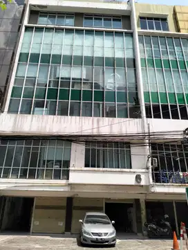 Disewakan Gedung 6 Lantai di Jakarta Pusat
