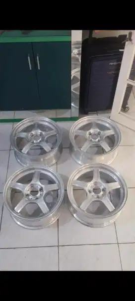 Velg Rep TRD T3 Ring 15 4x100 6,5inc ET 40