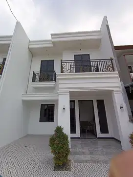 Rumah Classic Siap Huni Lokasi dekat Joglo Ciledug