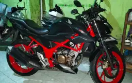Dijual cepat cb150r brg bgus terawat srt lengkap PJK pnjg