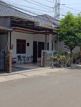 DI JUAL RUMAH SIAP HUNI, DI DAERAH CIPONDOH - TANGERANG