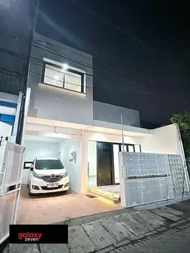 RUMAH SIAP HUNI TENGAH KOTA NGAGEL WASANA