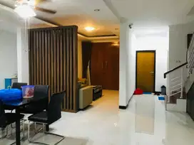 Rumah 2 Lantai Bebas Banjir Siap Huni di Jatimelati, Bekasi
