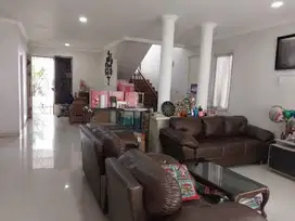 Rumah Gading Sektor (LT/LB. 191/180 m2)