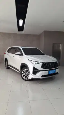 Kijang Innova Zenix Q Hybrid Modelista TSS