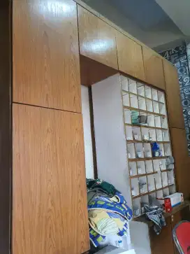 lemari obat tempahan