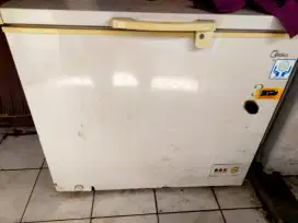 Frezzer box 200liter