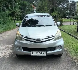 AVANZA E 1.3 AUTOMATIC 2014
