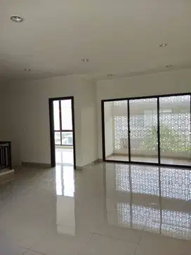 Dijual Rumah Minimalis Modern di Summarecon Bandung