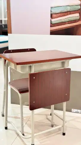 Set Meja& Kursi Sekolah