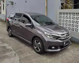 MOBILIO E 1.5 MANUAL 2021