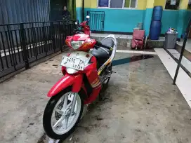Satria ru 120 merah putih