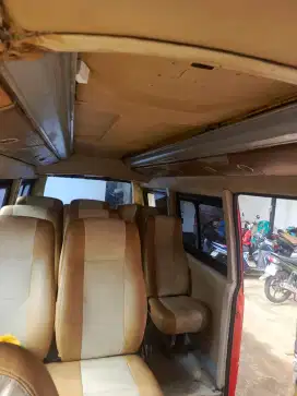 Isuzu Elf NHR 55 CO E2-1