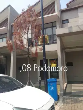 Dijual Rumah SHM Luas 100 m di Podomoro golf view