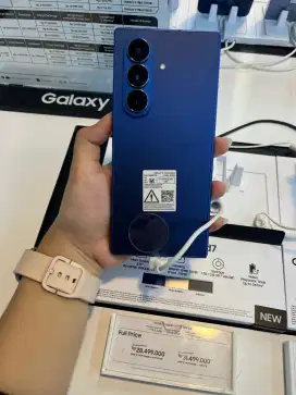 PO SAMSUNG GALAXY ZFOLD7 12 512GB FREE UPGRADE CICILAN BUNGA 0%