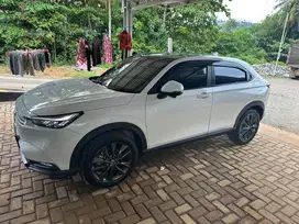 HONDA HRV SE CVT 2024 PUTIH MULUSS
