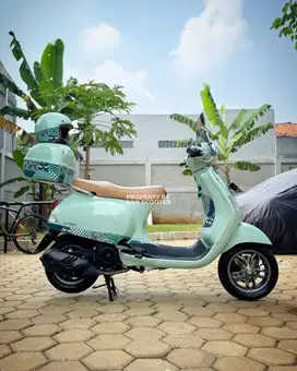 JUAL MURAH VESPA LX 125 iGET FACELIFT 2022 MULUS