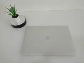 MACBOOK PRO 2019 15 INCH i7 16/512