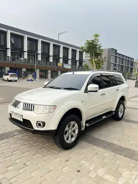 Mitsubishi Pajero Exceed AT 2011 Pajak Panjanv