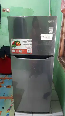 Dijual Kulkas 2 Pintu Merk LG