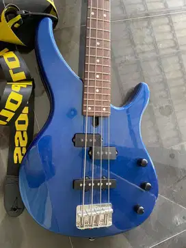 Nego Gitar Bass Elektrik Yamaha TRBX174