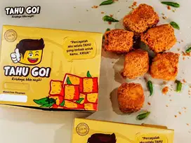 Jaga Kios Tahu Go Di dekat kampus Mercubuana