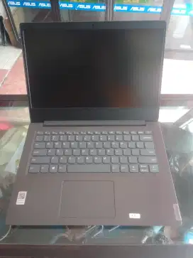 Lenovo Gaming V14 Amd 3020E Ram 8GB Ssd 256GB VGA 2GB Radeon mantab